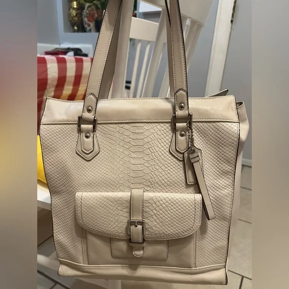 Limited Edition Coach Charlie Embossed Python Leather Tote 28723 - Picture 5 of 14